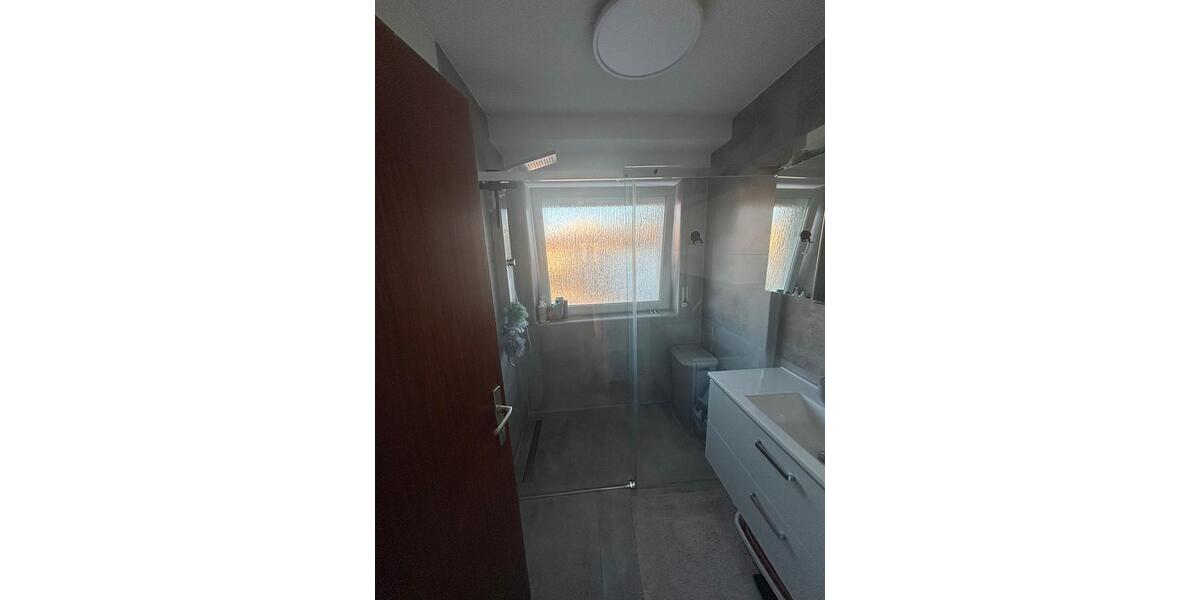 Etagenwohnung Karlsbad - 4 Zimmer, 90 m&sup2;, 310.000&euro; | Angebot:27128143
