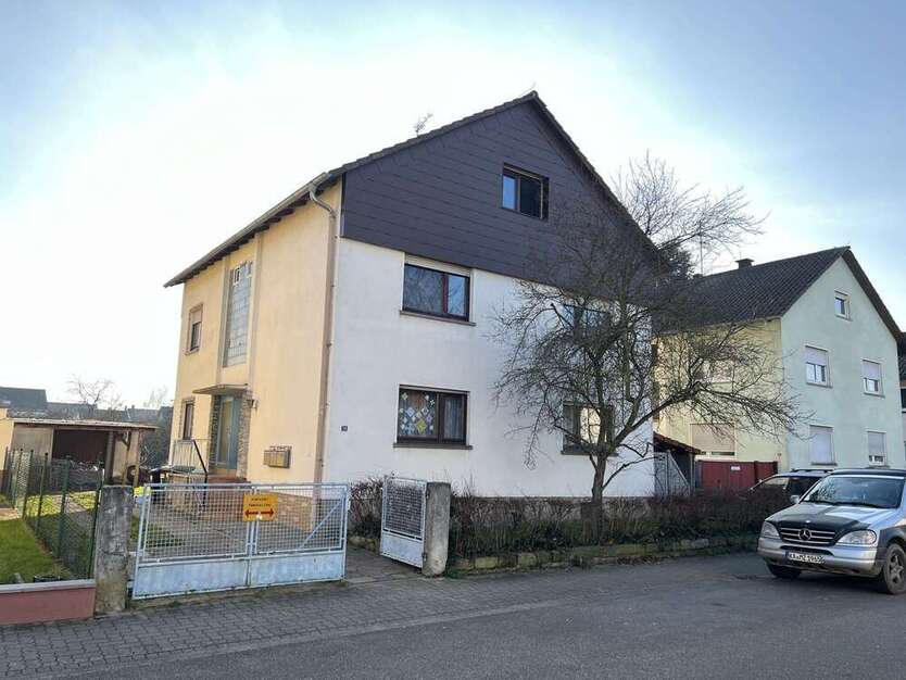 Haus zum Kaufen in Stutensee 740.000 € 229 m²