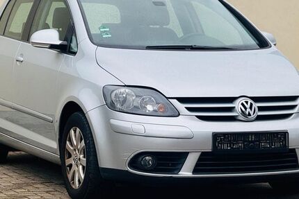 VW Golf 92.000 km 5.990 € Au am Rhein 76474