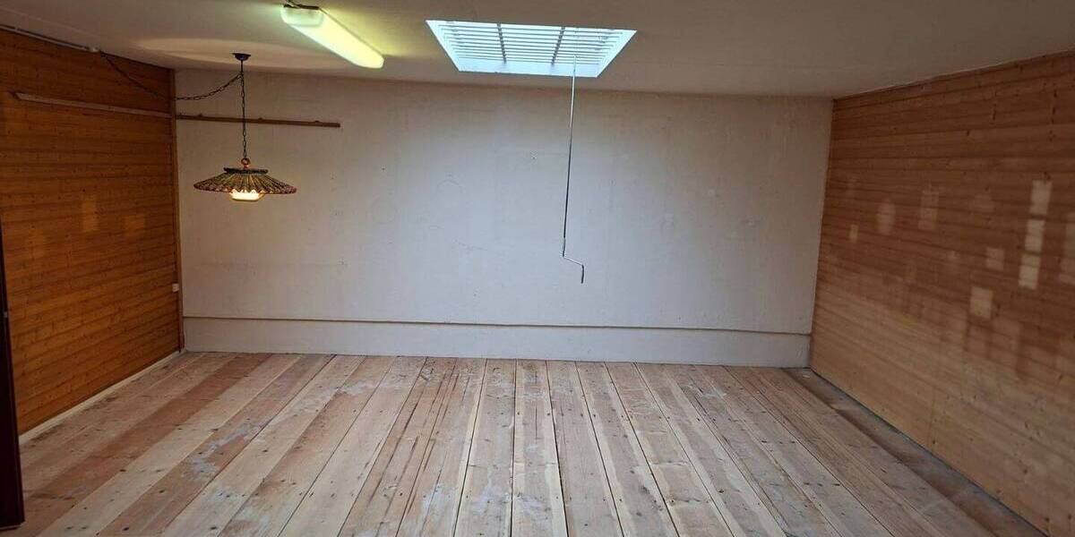 Einfamilienhaus Baden-Baden Weststadt - 4 Zimmer, 133 m&sup2;, 380.000&euro; | Angebot:26243958