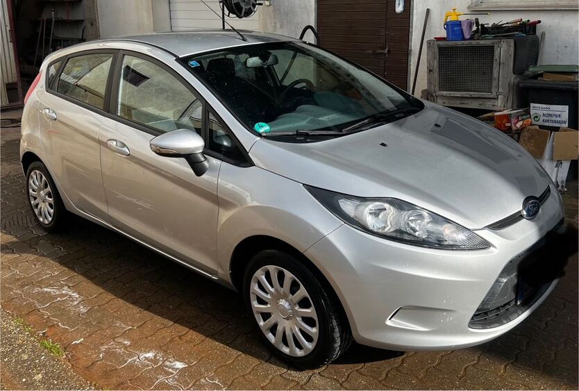 Ford Fiesta 129.000 km 3.500 € Hatzenbühl 76770