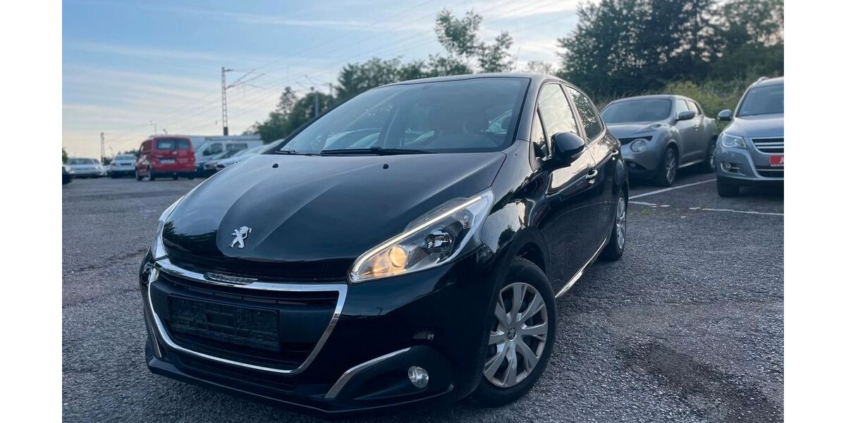 Peugeot 208 148.459 km 3.700 &euro; Pforzheim 75181