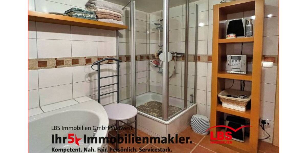 Reihenmittelhaus Pforzheim Nordstadt - 6 Zimmer, 149 m&sup2;, 495.000&euro; | Angebot:24024775