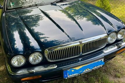 Jaguar XJ 148.000 km 16.000 € Rastatt 76437