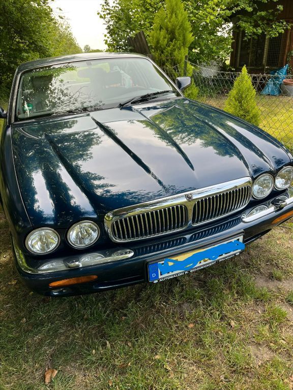 Jaguar XJ 148.000 km 16.000 € Rastatt 76437