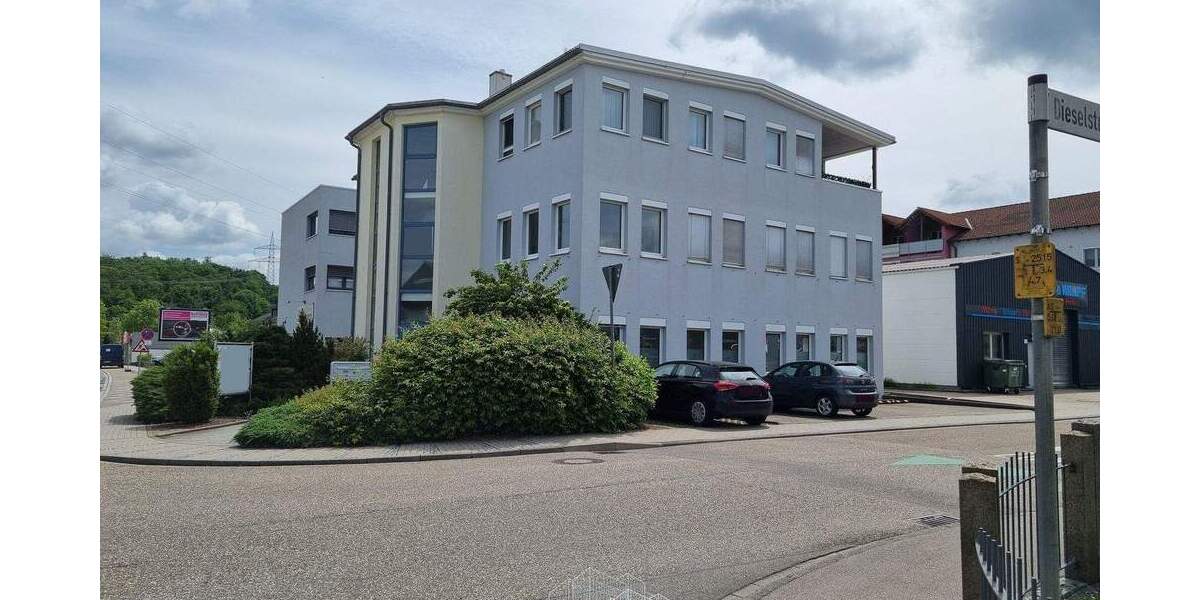 Gewerbeobjekt Karlsbad Langensteinbach - 4 Zimmer, 900&euro; | Angebot:25703395
