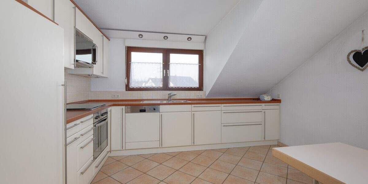 Mehrfamilienhaus, Wohnhaus Baden-Baden / Sandweier Sandweier - 8 Zimmer, 188 m&sup2;, 650.000&euro; | Angebot:25276152