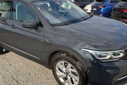 VW Tiguan 116.970 km 25.900 &euro; Eggenstein 76344