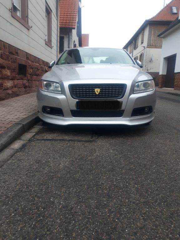 Volvo S80 188.000 km 15.500 € Karlsbad 76307