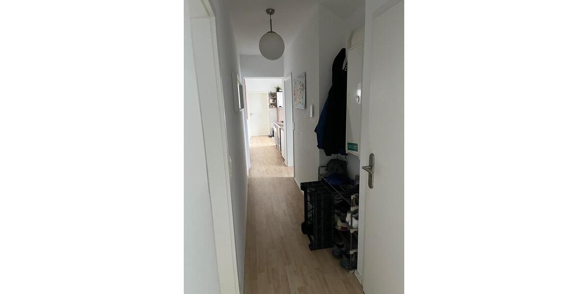 Dachgeschoßwohnung Karlsruhe Daxlanden - 4 Zimmer, 100 m&sup2;, 1.300&euro; | Angebot:25023270
