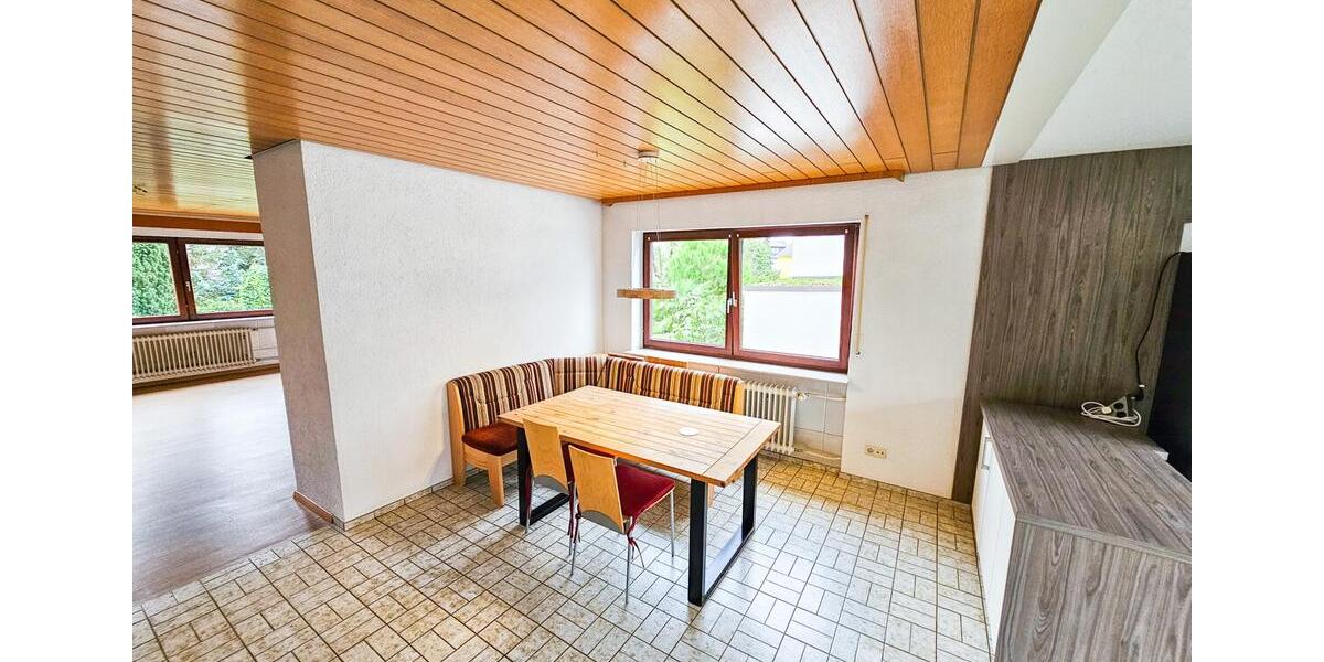 Erdgeschoßwohnung Malsch - 5 Zimmer, 138 m&sup2;, 1.175&euro; | Angebot:19031394