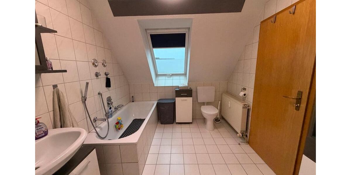 Maisonettenwohnung Oberderdingen - 3 Zimmer, 80 m&sup2;, 1.000&euro; | Angebot:25457009