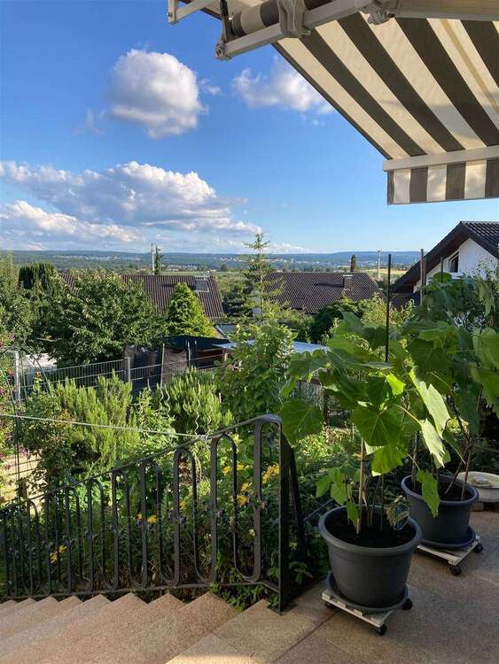 Haus zum Kaufen in Kieselbronn 695.000 € 150 m²
