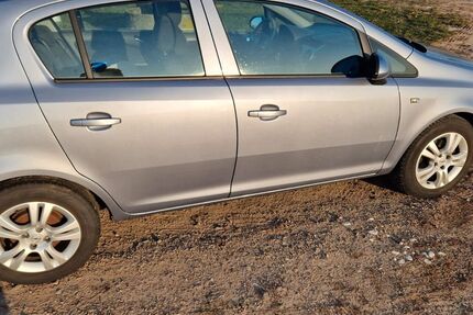 Opel Corsa 142.000 km 3.300 € Bad Bergzabern 76887
