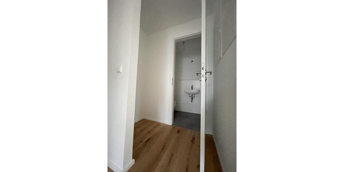 Etagenwohnung Bretten - 3 Zimmer, 76 m&sup2;, 1.169&euro; | Angebot:25570118