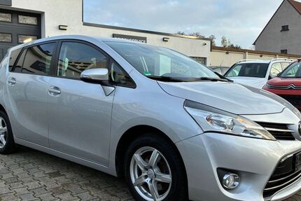 Toyota Verso 250.000 km 4.990 &euro; Landau 76879