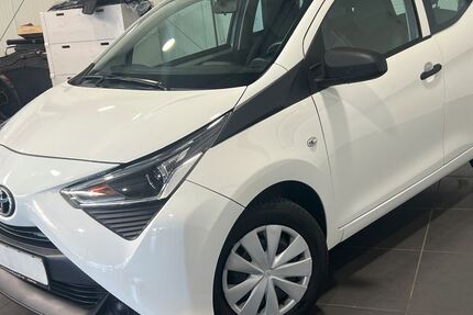 Toyota Aygo (X) 109.000 km 7.995 € Bretten 75015