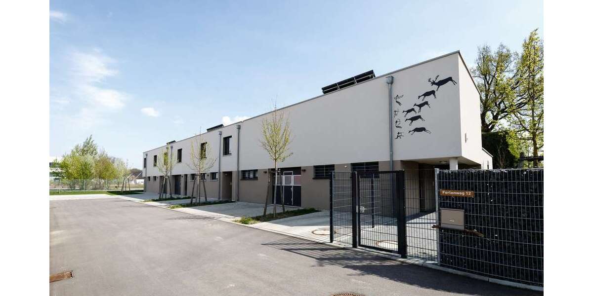 Modernes Reihenendhaus mit Wohn- und Gewerbeanteil + Garten, Garage & 3 Stellplätzen in Rheinstetten 6 zimmer