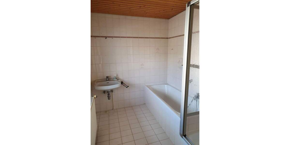 Mehrfamilienhaus, Wohnhaus Pforzheim Büchenbronn - 5 Zimmer, 179 m&sup2;, 698.000&euro; | Angebot:25142334