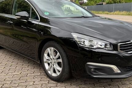 Peugeot 508 203.121 km 6.400 &euro; Graben Neudorf 76676