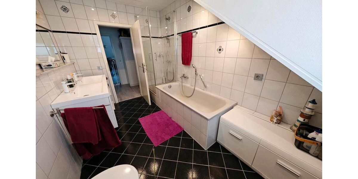 Dachgeschoßwohnung Graben-Neudorf Neudorf - 3 Zimmer, 85 m&sup2;, 310.000&euro; | Angebot:26957482