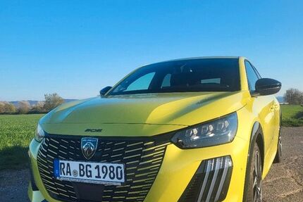 Peugeot 208 8.800 km 25.700 &euro; Rheinstetten 76287