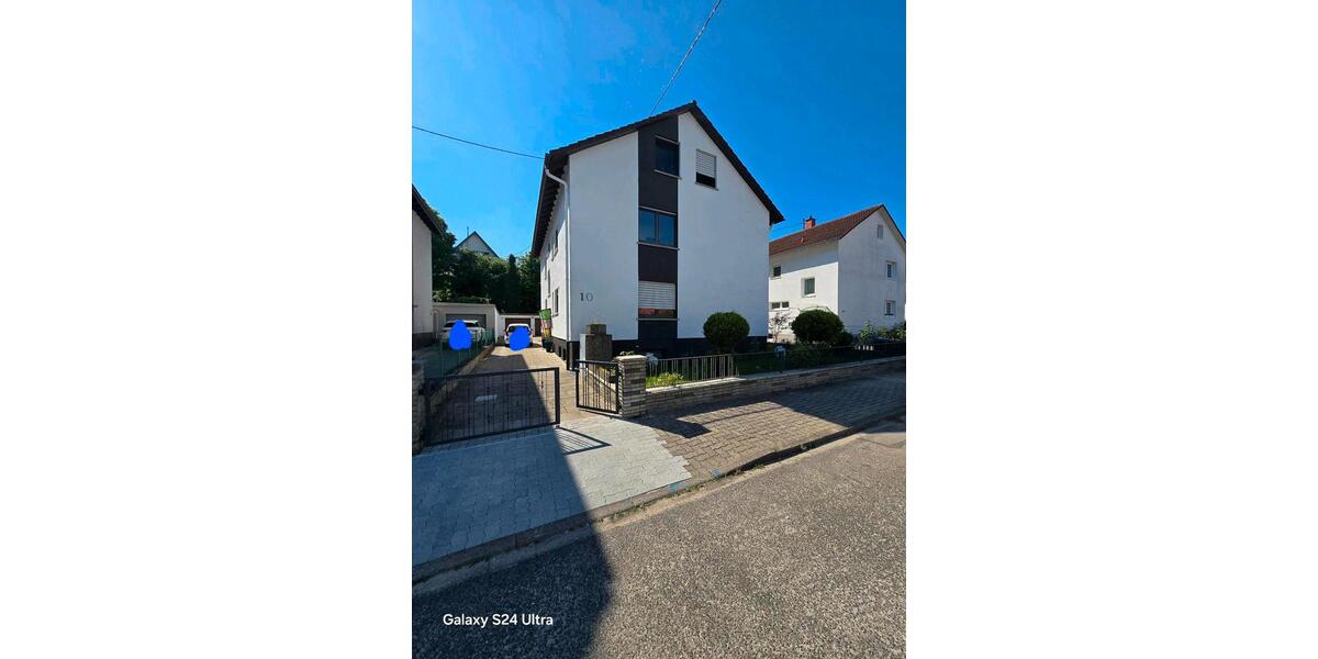 Eigentumswohnung inkl. TLB, EBK und Garage 5 zimmer