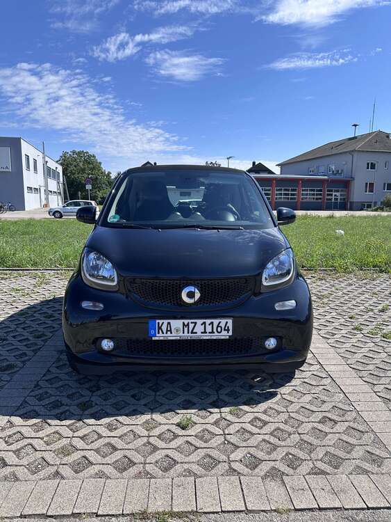 Smart forTwo 47.199 km 12.300 € Weingarten 76356