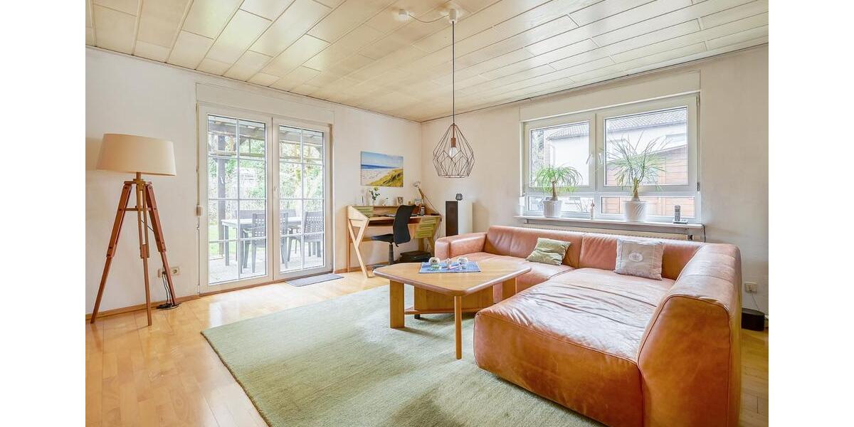 Einfamilienhaus Karlsruhe Rüppurr - 8 Zimmer, 184 m&sup2;, 650.000&euro; | Angebot:27132353
