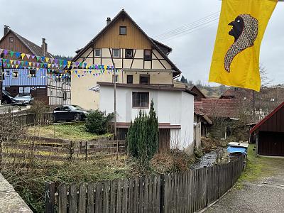 WOHNEN WIE IM URLAUB MIT HERRLICHEM BLICK - Mehrfamilienhaus, Wohnhaus Gernsbach | Angebot:25994759