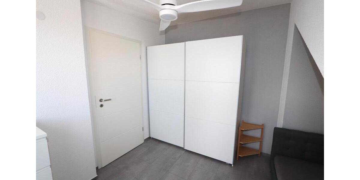 Dachgeschoßwohnung Karlsruhe Knielingen - 2 Zimmer, 50 m&sup2;, 780&euro; | Angebot:26336107