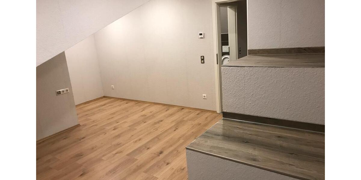 Dachgeschoßwohnung Malsch - 2 Zimmer, 55 m&sup2;, 760&euro; | Angebot:25426037