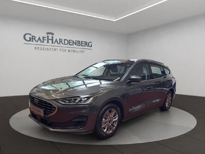 Ford Focus 4.900 km 29.980 € Karlsruhe 76185