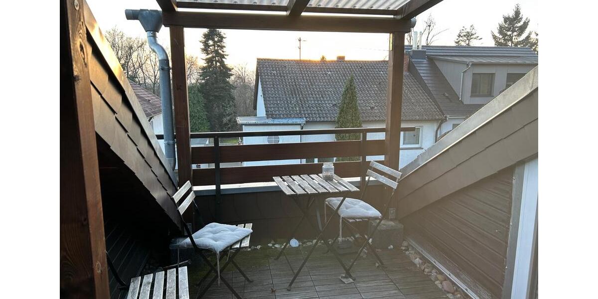 Dachgeschoßwohnung Karlsruhe Neureut - 1 Zimmer, 110 m&sup2;, 410&euro; | Angebot:24847235