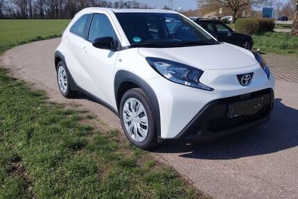 Toyota Aygo (X) 1.800 km 15.950 &euro; rülzheim 76761