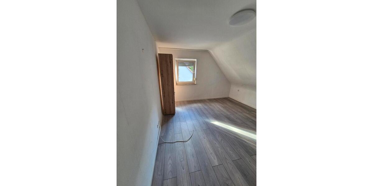 Dachgeschoßwohnung Gernsbach - 2 Zimmer, 47 m&sup2;, 730&euro; | Angebot:25634583