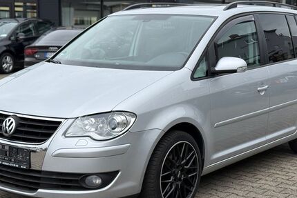 VW Touran 132.000 km 8.790 € Graben-Neudorf 76676