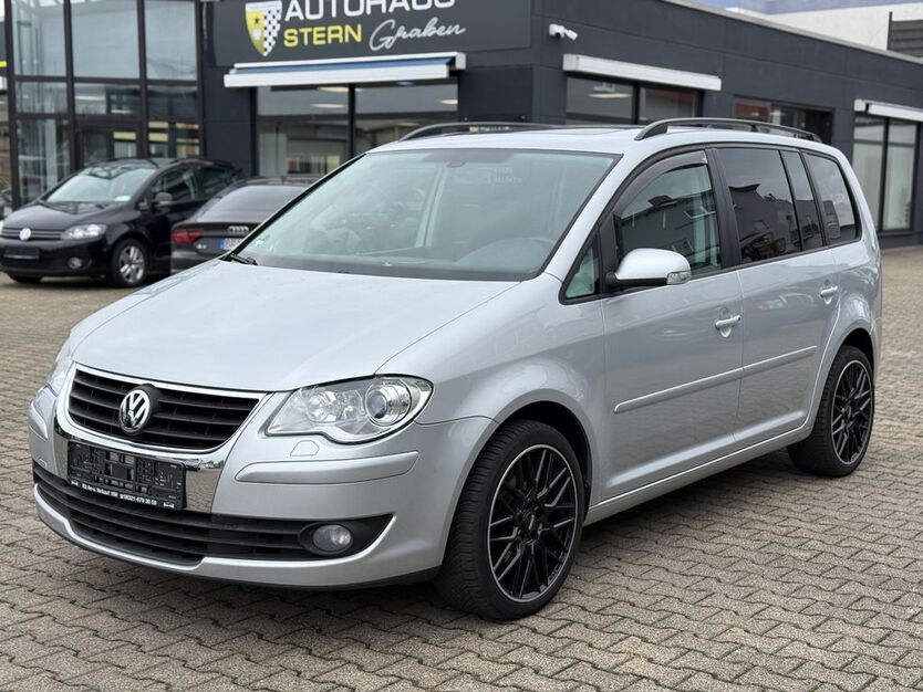 VW Touran 132.000 km 8.790 € Graben-Neudorf 76676