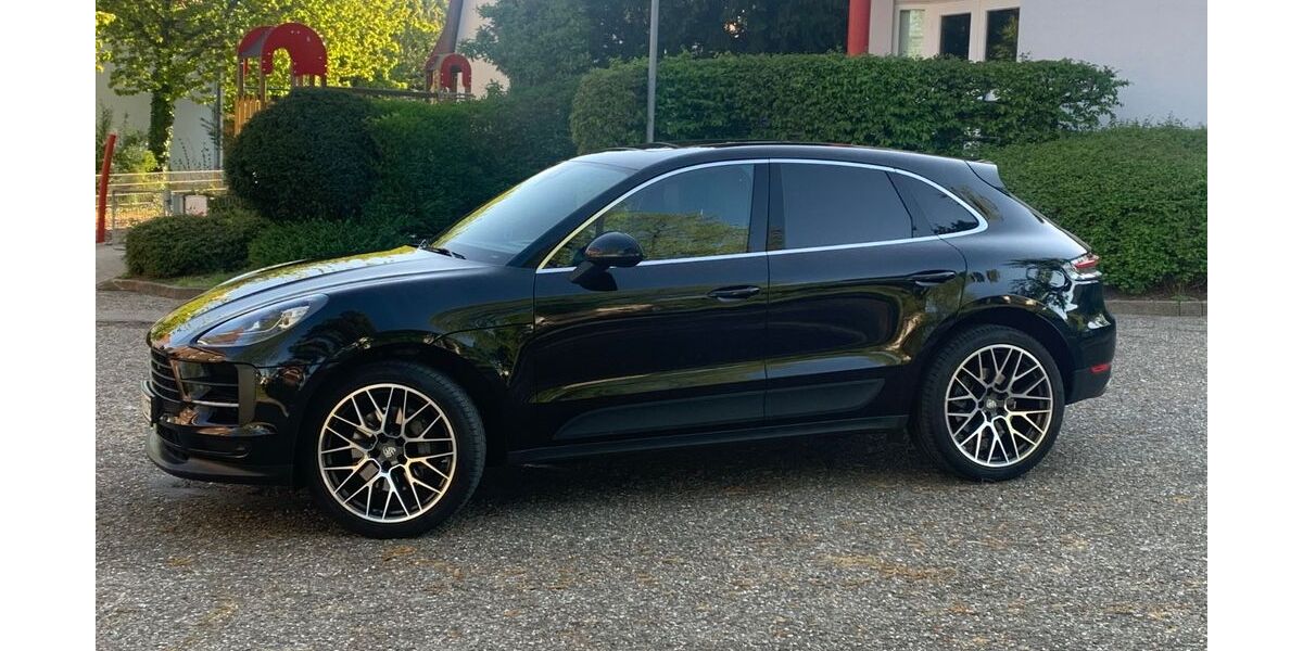 Porsche Macan 141.000 km 36.900 &euro; Ettlingen 76275