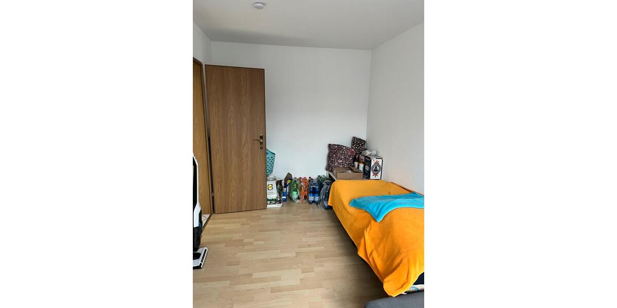 Etagenwohnung Pforzheim Weststadt - 3 Zimmer, 70 m&sup2;, 230.000&euro; | Angebot:25446663