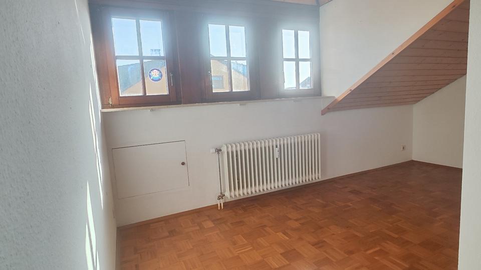 Dachgeschoßwohnung Waldbronn - 4 Zimmer, 96 m&sup2;, 331.000&euro; | Angebot:25301705