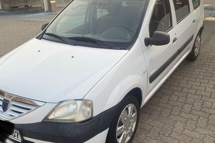 Dacia Logan 140.000 km 2.500 &euro; Bruchsal 76646