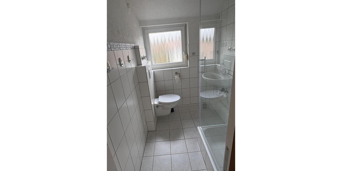 Einfamilienhaus Ispringen - 5 Zimmer, 120 m&sup2;, 1.350&euro; | Angebot:25750219