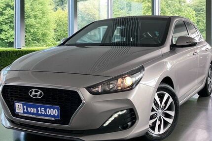 Hyundai i30 60.767 km 14.450 € Karlsruhe 76227