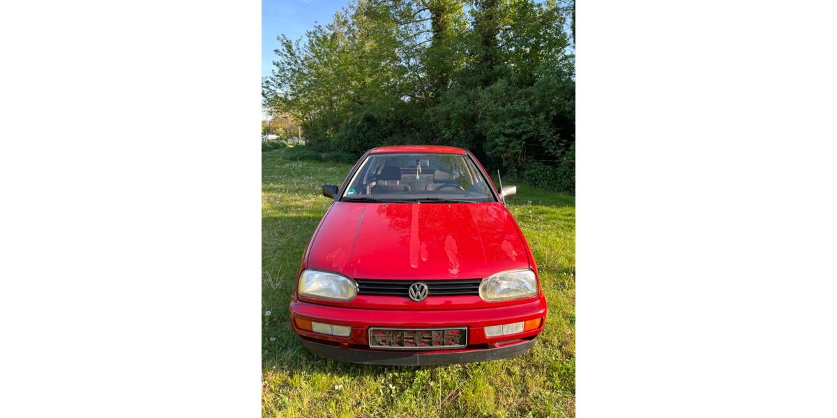 VW Golf 61.421 km 2.900 &euro; Germersheim 76726