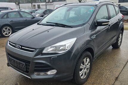 Ford Kuga 139.000 km 8.900 &euro; Bruchsal 76646