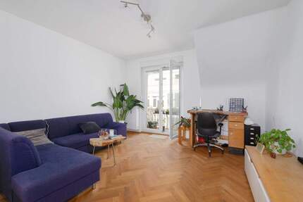 Stilvolle 2,5-Zimmer-Altbauwohnung mit hochwertiger Ausstattung und Ausbaureserve im DG! 2 zimmer