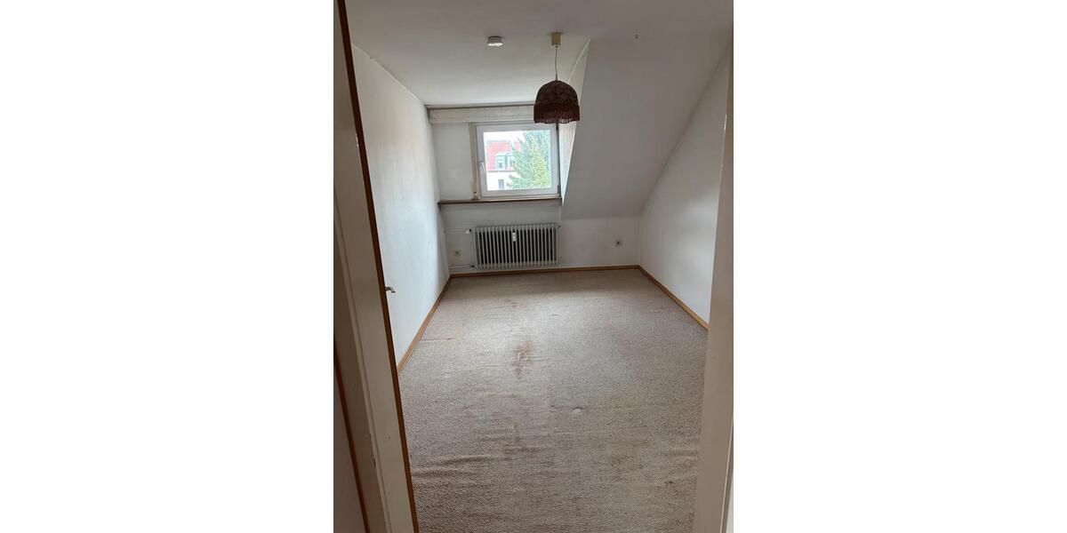 Dachgeschoßwohnung Karlsruhe Durlach - 3 Zimmer, 70 m&sup2;, 880&euro; | Angebot:26211097
