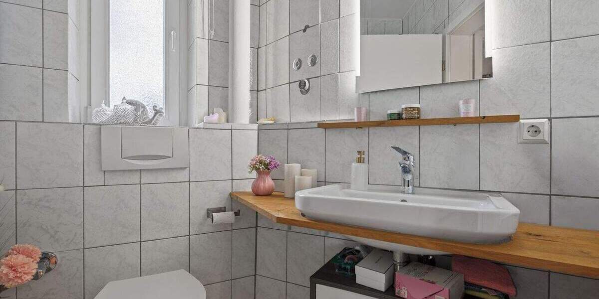 Etagenwohnung Karlsruhe Mühlburg - 2 Zimmer, 60 m&sup2;, 219.000&euro; | Angebot:25468227