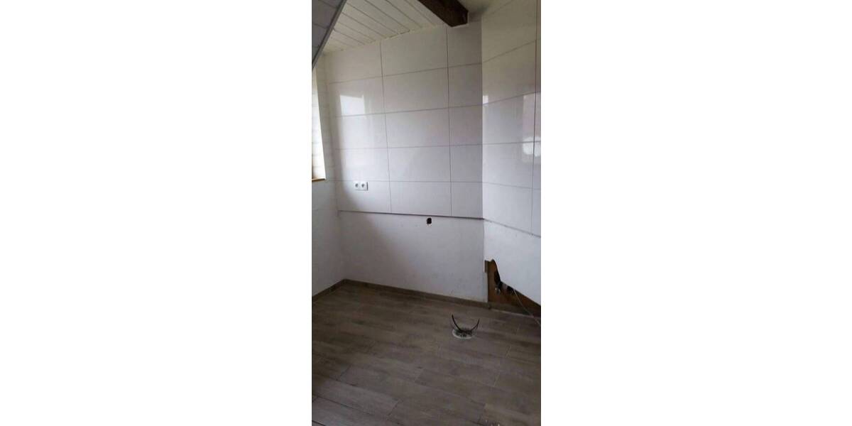 Etagenwohnung Oberderdingen Flehingen - 4 Zimmer, 94 m&sup2;, 149.000&euro; | Angebot:25708065